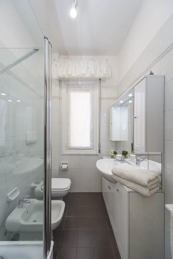 Casa Dany, Luminoso Trilocale Con Grande Terrazza E Box Auto Lejlighed Santa Margherita Ligure Eksteriør billede